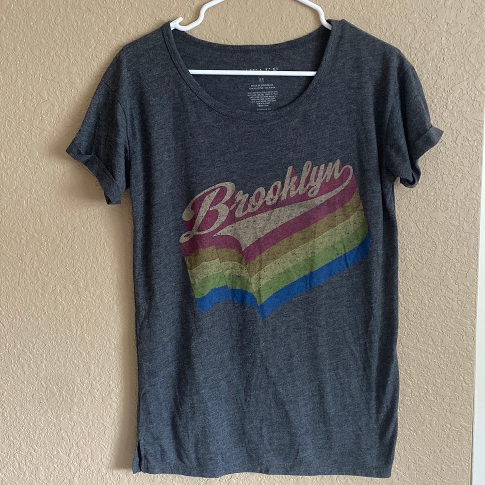 Shirt, grey with “Brooklyn” graphic